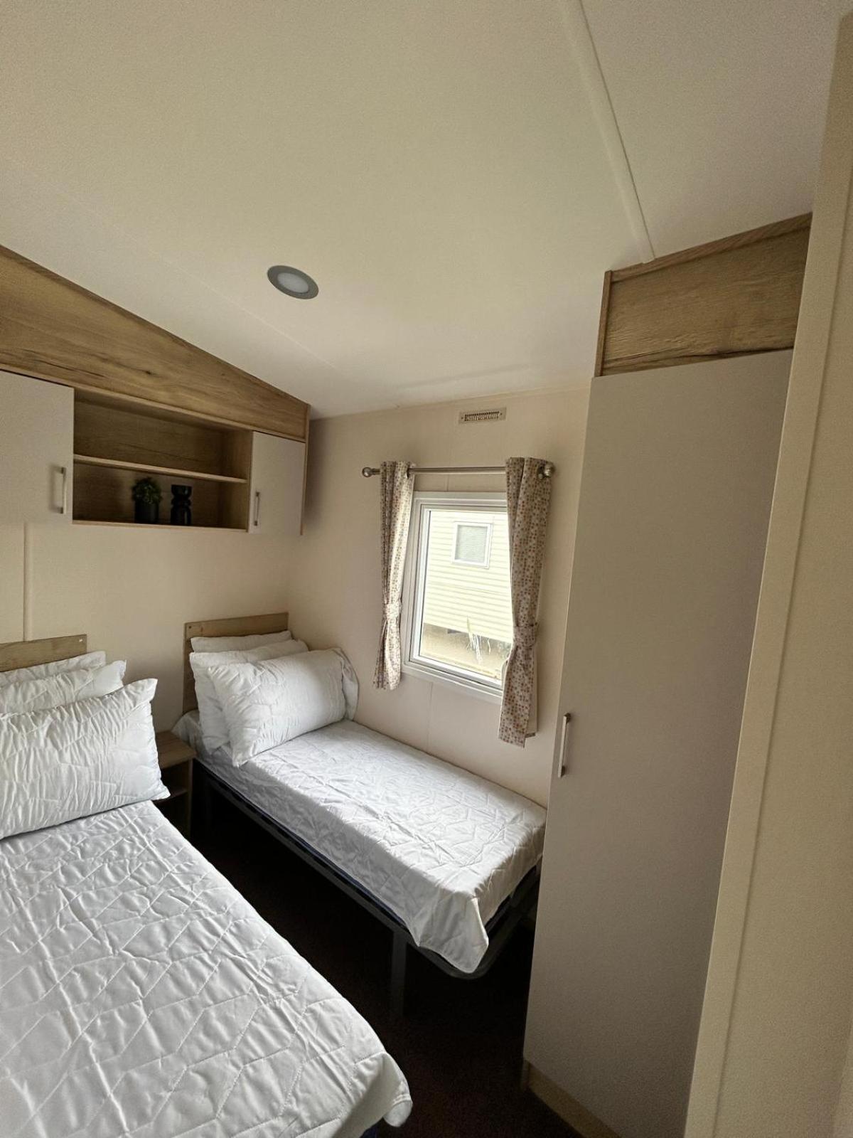 Verbjam 6 Berth Caravan Holiday St Osyth 클랙톤온씨 외부 사진